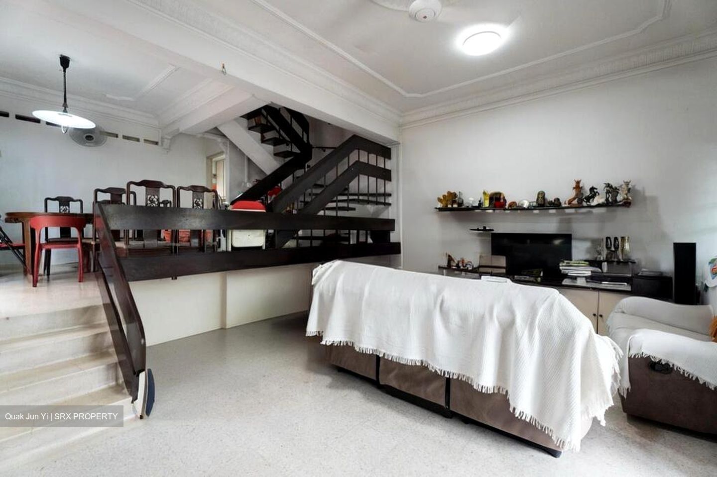 Golden Hill Estate (D19), Terrace #503747611